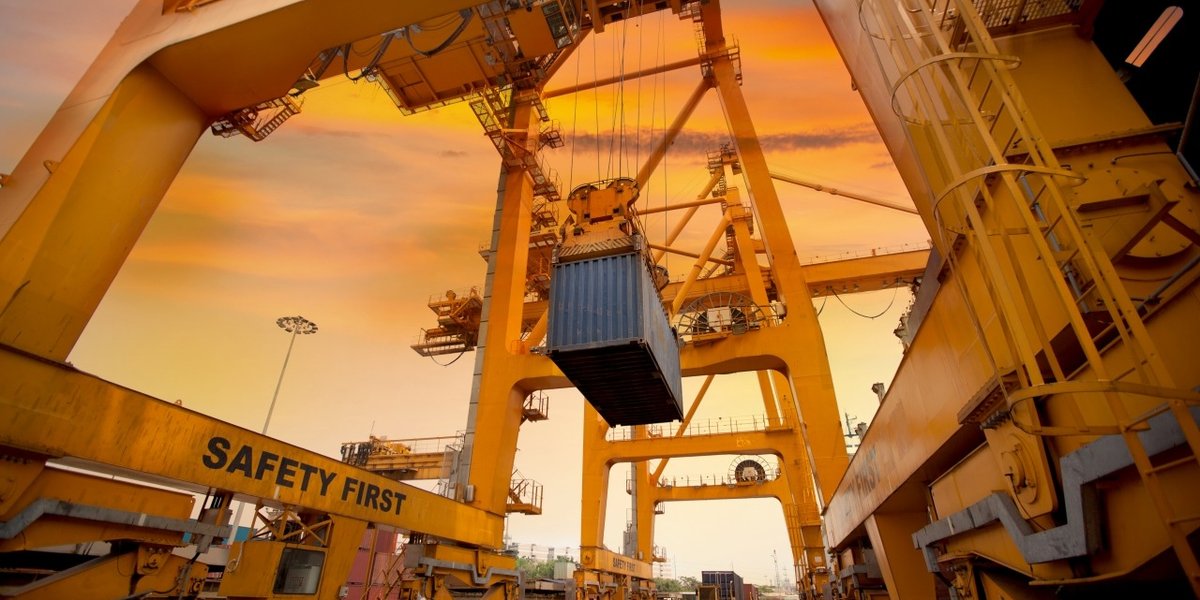 wp-02c759c3ea8e0948-container-operation-port-series