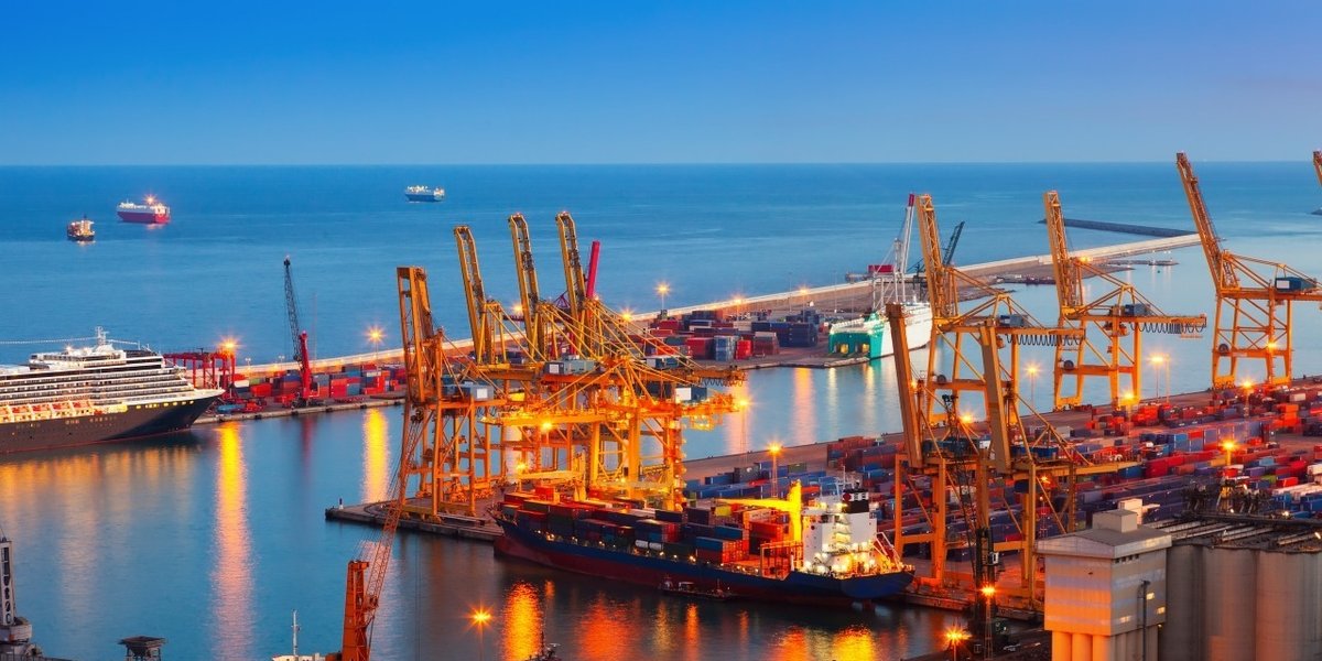 wp-0ddb7169e7f415dc-port-de-barcelona-night