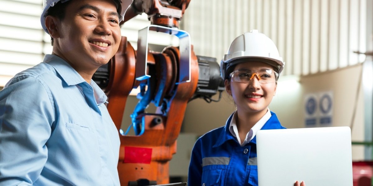 wp-31b13f9c6302f905-engineer-cooperation-two-asian-male-female-technician-maintenance-inspect-relay-