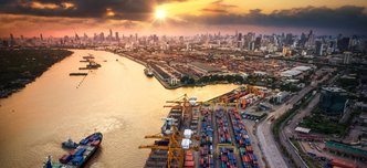 wp-604ebbb0f20d70fb-Container,Ship,In,Import,Export,And,Business,Logistics,,By,Crane,