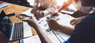 wp-6492d09cdae77be5-Business,Financial,,Accountant,Discussing,With,Partner,Are,Meeting,To,Audit