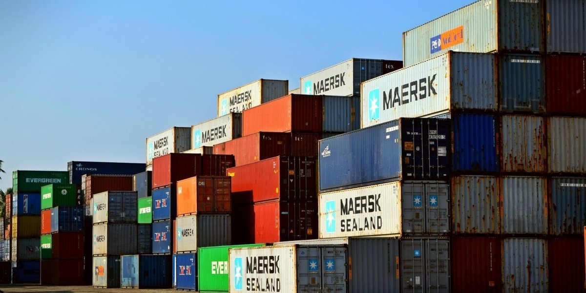 wp-d6b4f8b2369101e8-pexels-chanaka-906494