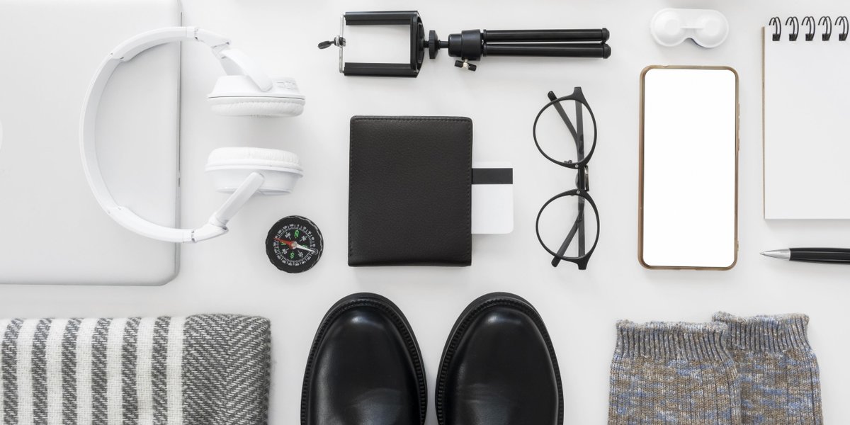 wp-db699ed1110be288-travel-still-life-pack-flat-lay