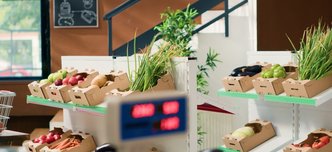 wp-ee8f185b0f7a6715-low-carbon-footprint-eco-supermarket