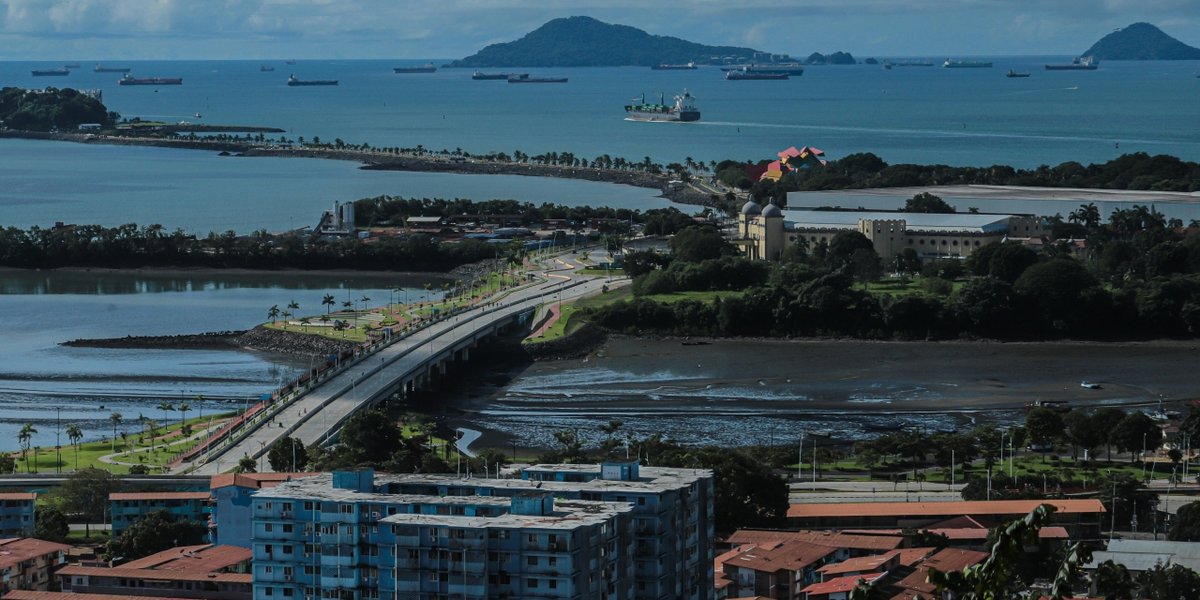 wp-f9493738e4e967b9-pexels-esjaimes-34205250