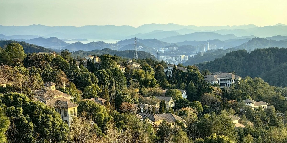 wp-fca4240a27611b4f-pexels-wladdz-woo-2147615124-30485136